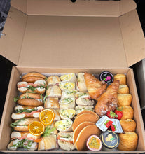 Load image into Gallery viewer, Brunch Box