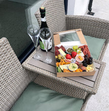 Load image into Gallery viewer, The Medium Box